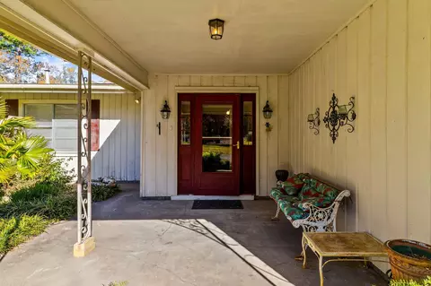 Exterior - 433 W Laurelia Loop, Corrigan, TX 75939 photo 2 of 7