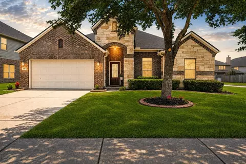 298 W Fork Dr, League City, TX 77573