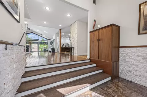 16914 Creeksouth Rd, Houston, TX 77068
