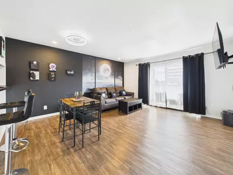 2814 S Bartell Dr #32, Houston, TX 77054