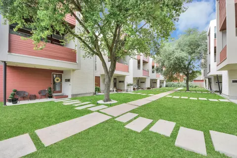 1113 W 17th St, Houston, TX 77008