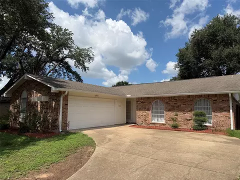 16838 Clan Macintosh Dr, Houston, TX 77084