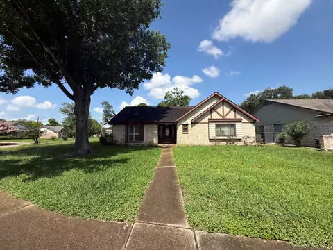 7718 Lacy Hill Dr, Houston, TX 77036