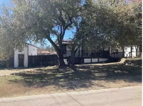 250 E Clark St, Canyon Lake, TX 78133