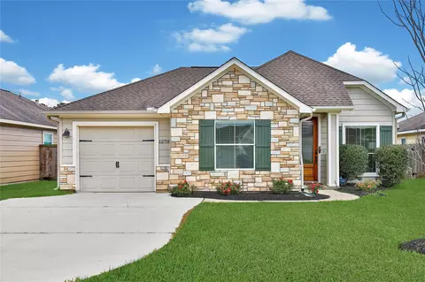 12718 Pine Woods St, Tomball, TX 77375