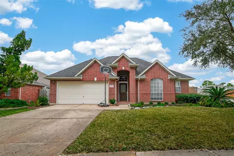 10339 Claybrook Dr, Houston, TX 77089