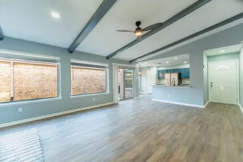 11803 Brook Meadows Ln, Meadows Place, TX 77477