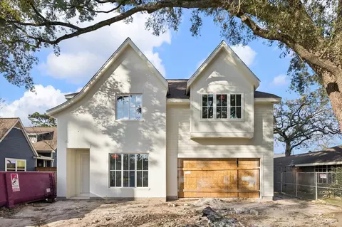 1046 Gardenia Dr, Houston, TX 77018