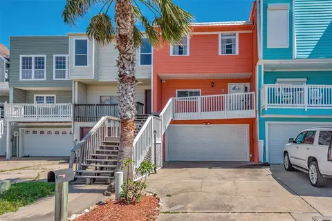3 Tiki Cir, Tiki Island, TX 77554