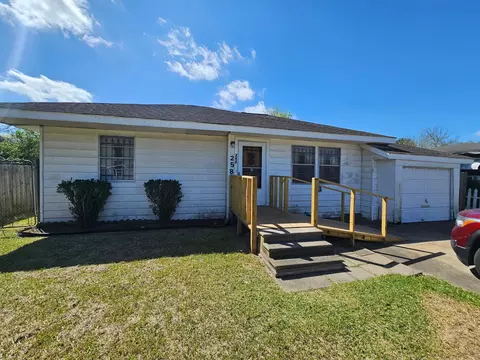 258 Owens St, Houston, TX 77029
