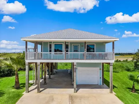 3902 Pirates Beach Ct, Galveston, TX 77554
