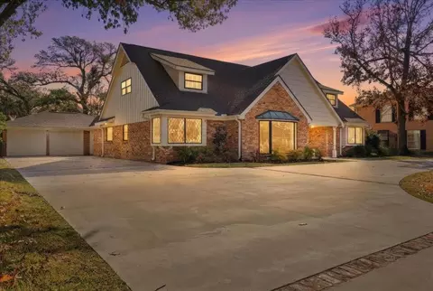 1540 Infinity Ln, Beaumont, TX 77706