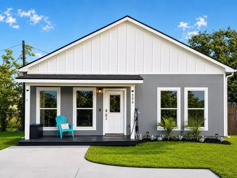 506 Jenni Ln, Dickinson, TX 77539