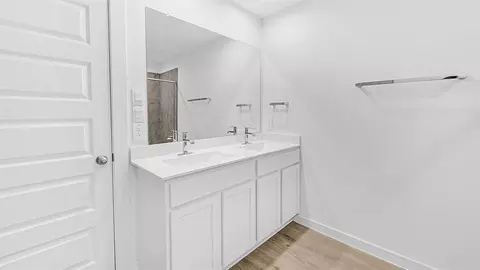 Bath - 3911 Dodington Ash Dr, Fulshear, TX 77441 photo 3 of 3