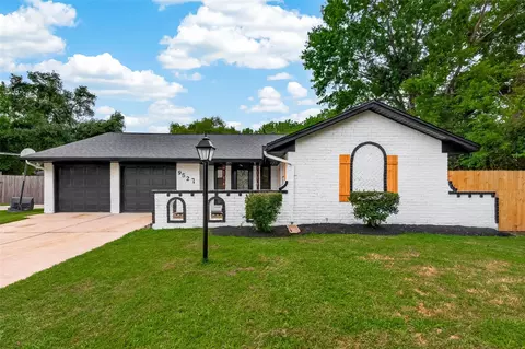 9527 Vanwood St, Houston, TX 77040