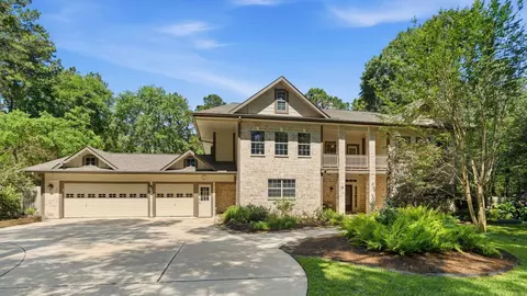 Exterior - 39 Creek Forest Ln, Conroe, TX 77384 photo 2 of 16