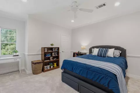 Bedroom - 39 Creek Forest Ln, Conroe, TX 77384 photo 7 of 7