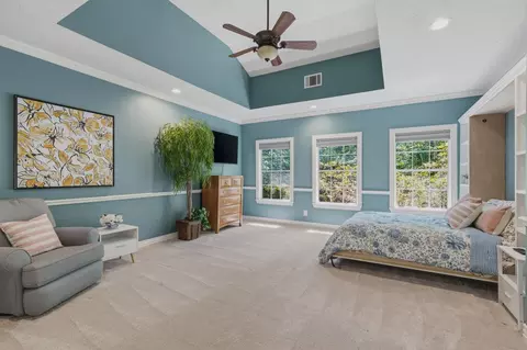 Bedroom - 39 Creek Forest Ln, Conroe, TX 77384 photo 4 of 7