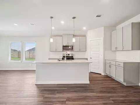 5205 Redbud Valley Dr, Pearland, TX 77584