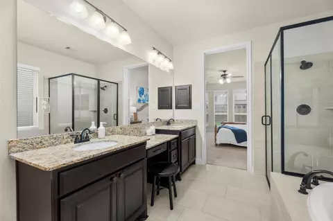 Bath - 27950 Arden Trl, Spring, TX 77386 photo 3 of 7