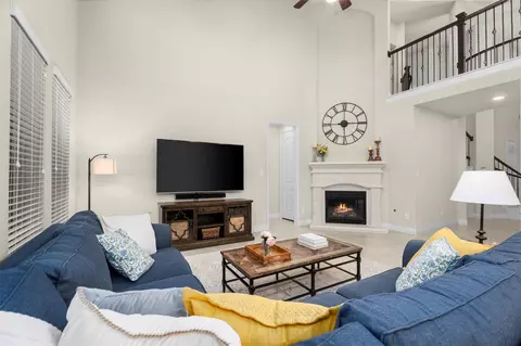 Living - 27950 Arden Trl, Spring, TX 77386 photo 2 of 4