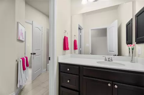 Bath - 27950 Arden Trl, Spring, TX 77386 photo 4 of 7