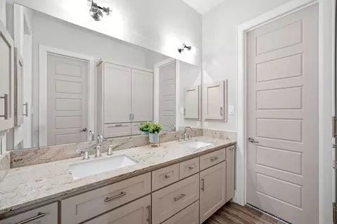 Bath - 27418 Jacobs Path Ln, Spring, TX 77386 photo 5 of 8