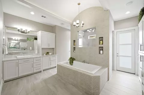 Bath - 27418 Jacobs Path Ln, Spring, TX 77386 photo 1 of 8