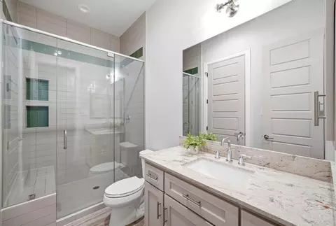 Bath - 27418 Jacobs Path Ln, Spring, TX 77386 photo 7 of 8