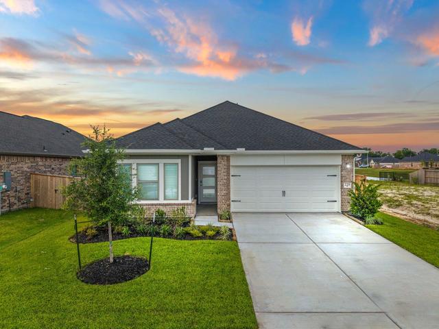 229 Orchard Laurel Dr, Alvin, TX 77511