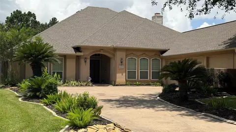 11010 Watson Mill Ct, Sugar Land, TX 77498