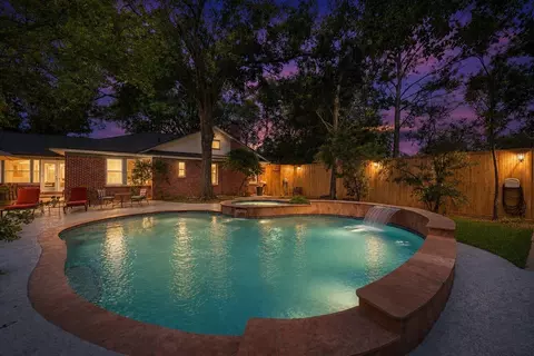 1613 California St, Houston, TX 77006