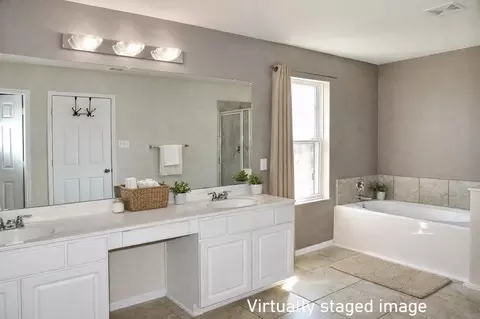 Bath - 19211 Side Way, Tomball, TX 77375 photo 2 of 3