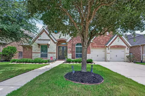 27706 Fleetwood Bend Ln, Katy, TX 77494