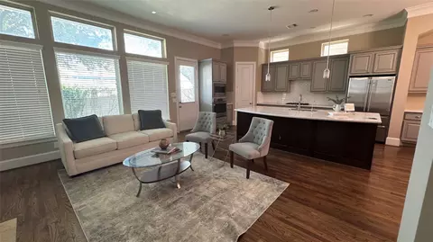 8217 Cabernet Ln, Houston, TX 77055