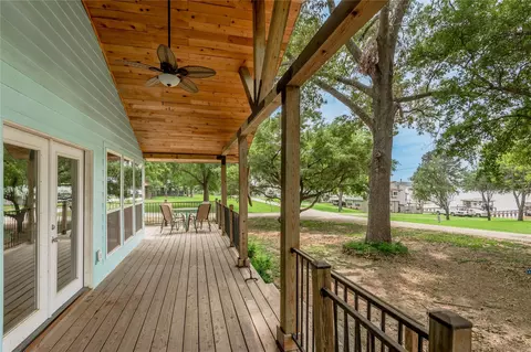 Exterior - 110 N Bailey St, Trinity, TX 75862 photo 3 of 11