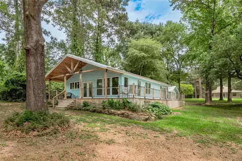 110 N Bailey St, Trinity, TX 75862