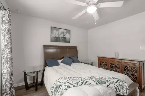 Bedroom - 110 N Bailey St, Trinity, TX 75862 photo 6 of 8