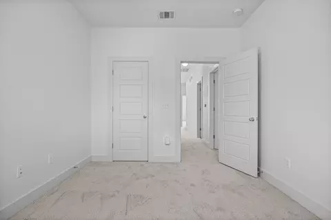 Bedroom - 2303 Capulet St, Austin, TX 78741 photo 4 of 6
