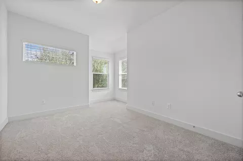 Bedroom - 2303 Capulet St, Austin, TX 78741 photo 5 of 6
