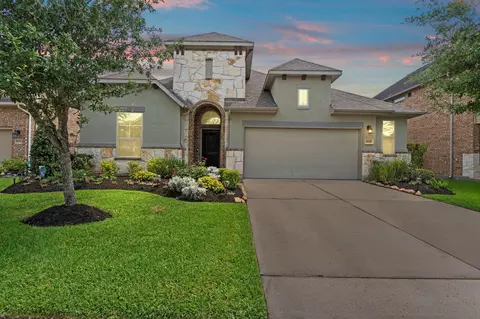 9010 Gardenia Meadow Ln, Spring, TX 77379