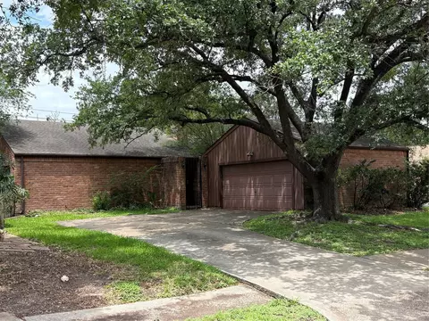 2314 Gray Falls Dr, Houston, TX 77077