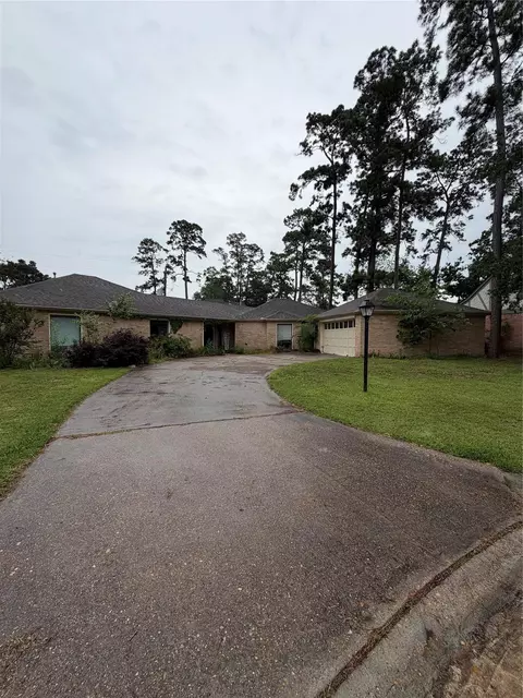 6907 King Arthur Ct, Spring, TX 77379