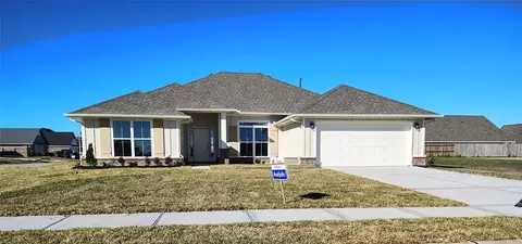1 Gemstone Ct, Angleton, TX 77515 photo 1