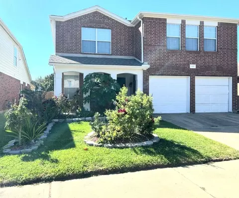 14943 Sugar Peak Dr, Sugar Land, TX 77498