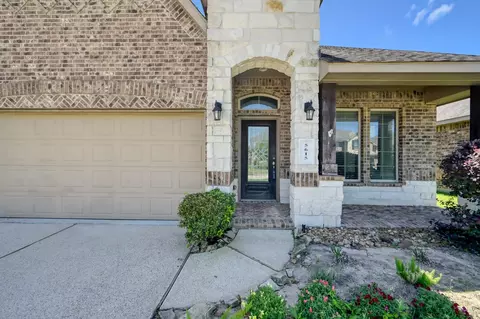 Exterior - 5615 Glenfield Spring Ln, Spring, TX 77389 photo 4 of 7