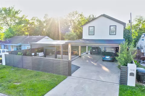 7314 Iwo Jima Rd, Houston, TX 77033
