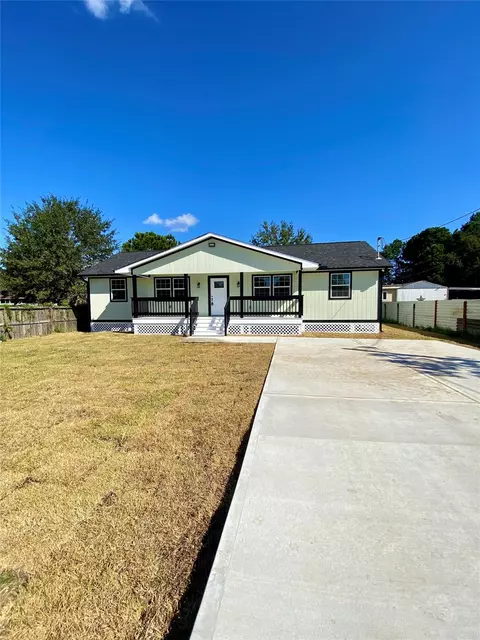 847 County Road 340, Cleveland, TX 77327