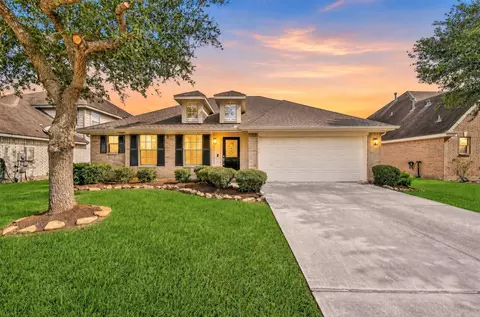 6403 Larrycrest Dr, Pearland, TX 77584