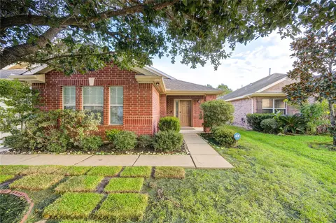 16211 Peach Bluff Ln, Cypress, TX 77429